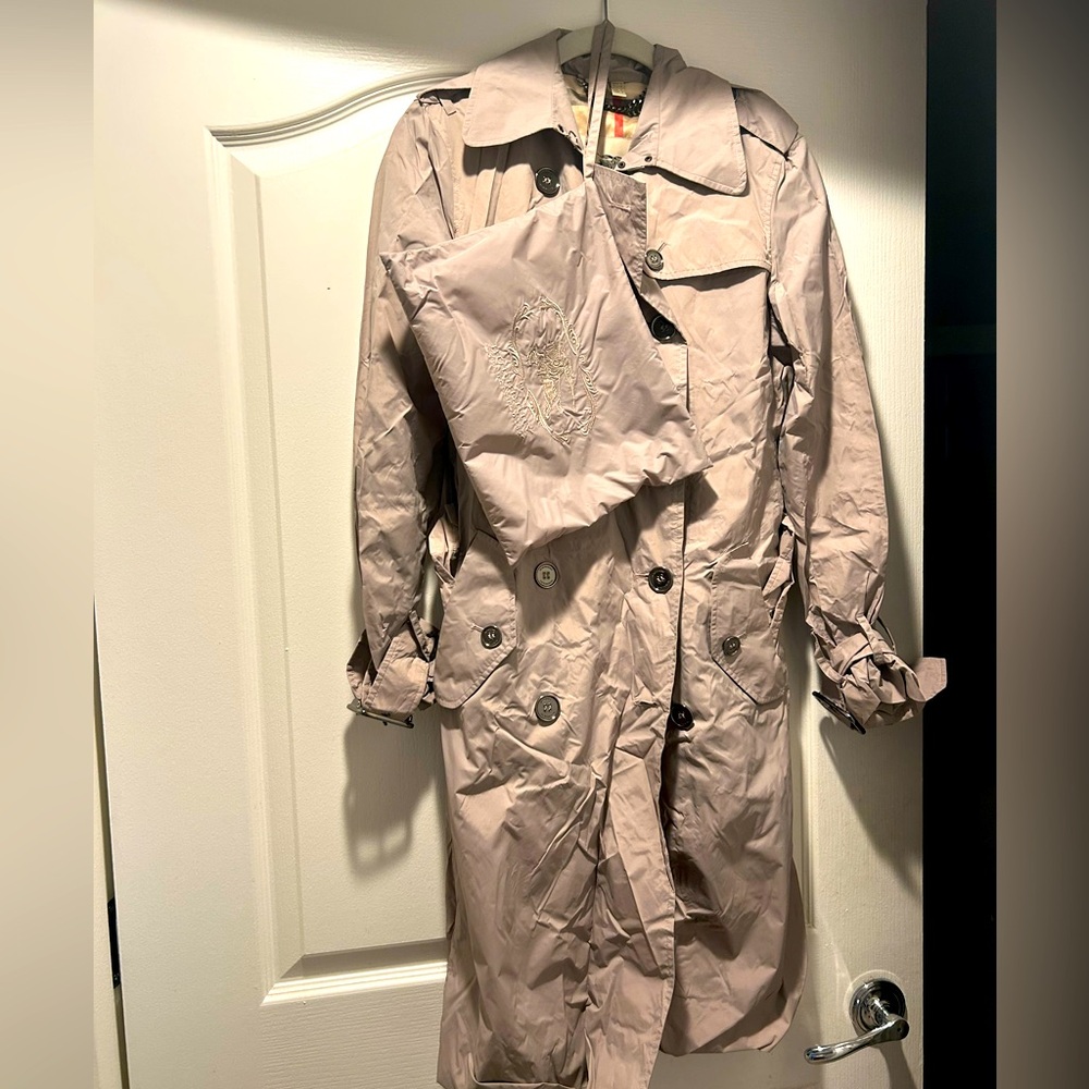 Burberry Water Resistant Famous Trench Coat